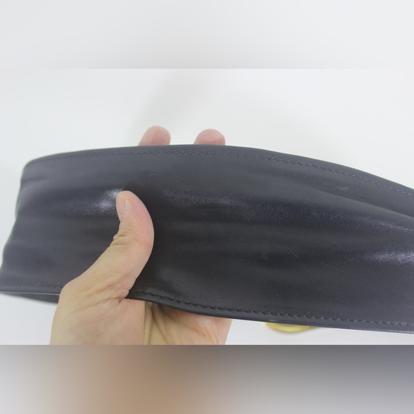 1980’s Wide Black Leather Belt with Big Gold Buckle - Picture 5 of 6